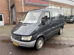 Mercedes-Benz Sprinter - 212 D