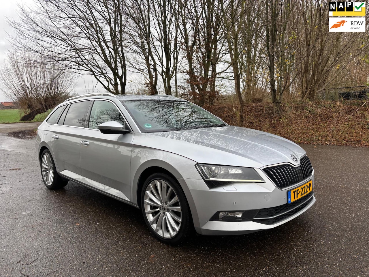 Skoda Superb Combi - 1.6 TDI Ambition Business 1.6 TDI Ambition Business - AutoWereld.nl