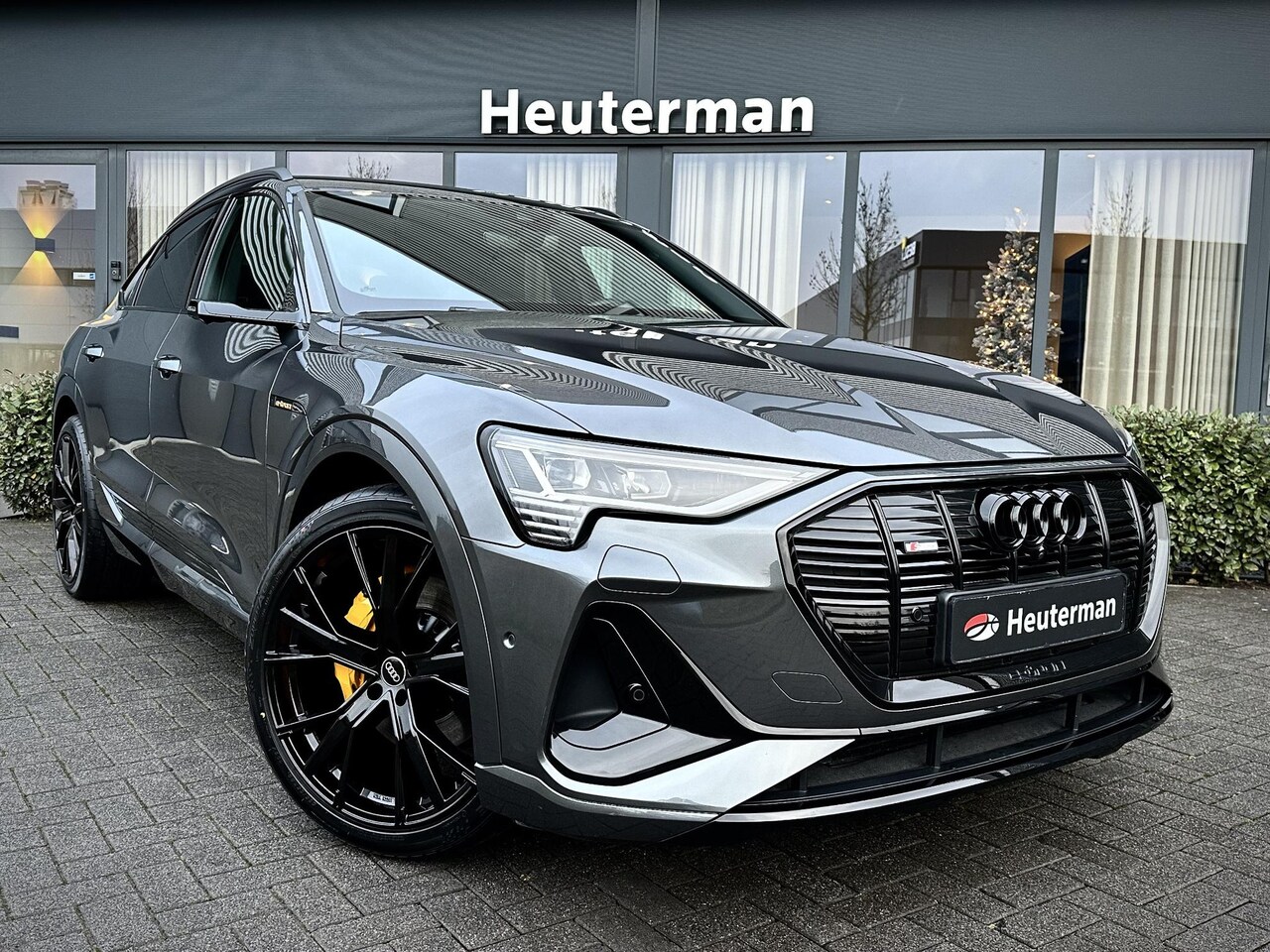 Audi e-tron Sportback - 50 Quattro S Edition/ Cameraspiegels/ Nachtzicht/ Black Ed. - AutoWereld.nl