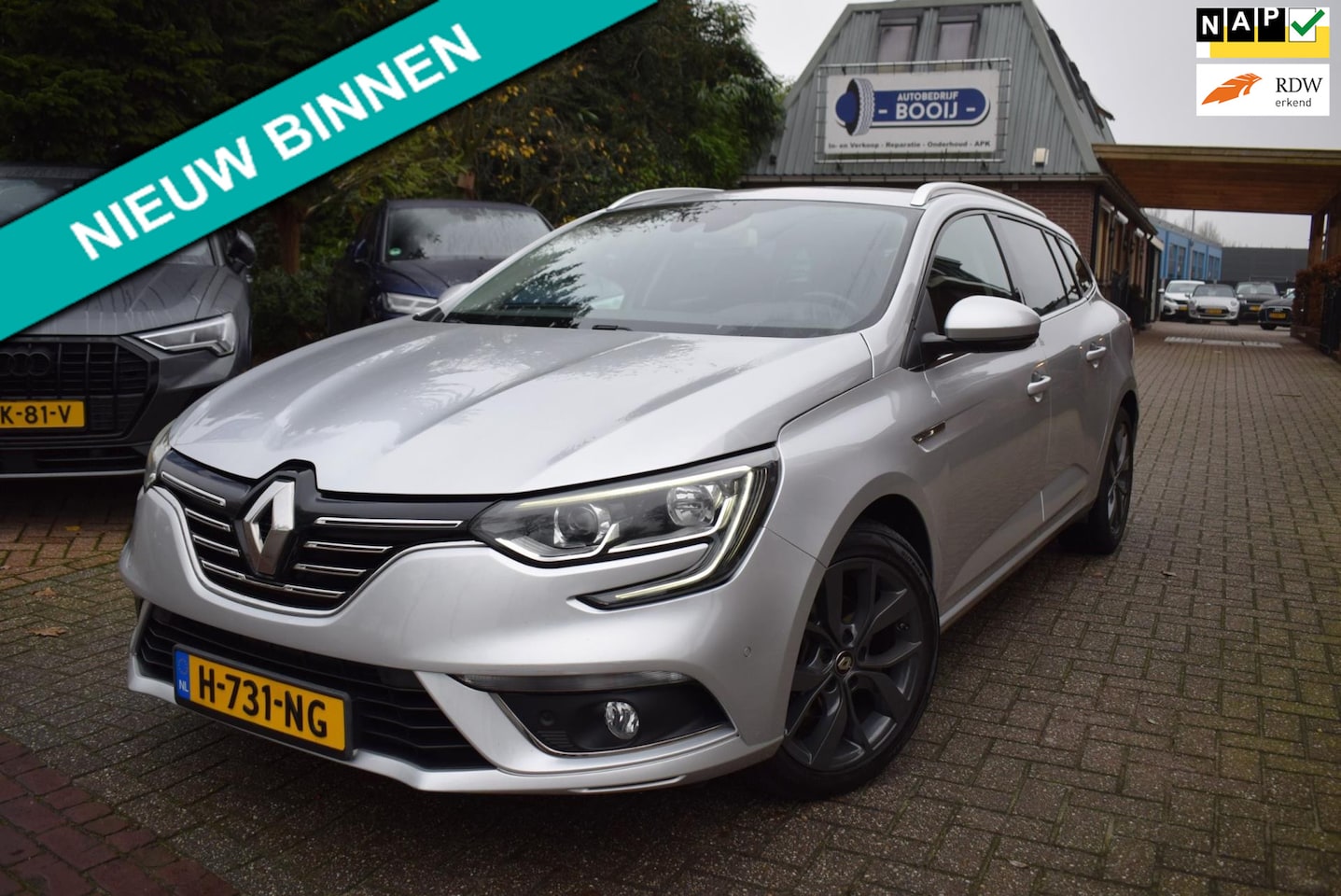 Renault Mégane Estate - 1.2 TCe BOSE 132 PK NAVI/CRUISE/AIRCO-ECC/TREKH/PDC V+A/CAMERA/BLUETOOTH/DODEHOEKDET/6 BAK - AutoWereld.nl