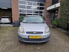 Ford Fiesta - 1.3-8V Cool & Sound|Airco|Nap|5drs|Inruil koopje