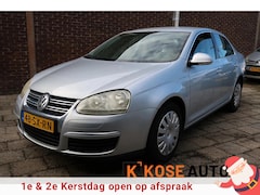 Volkswagen Jetta - 1.6 FSI Comfortline