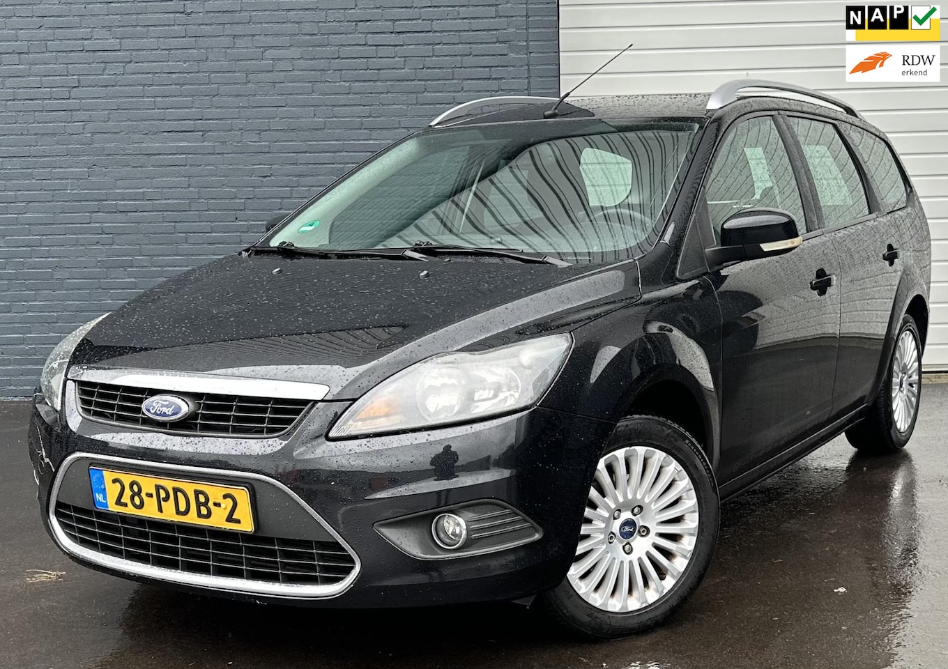 Ford Focus Wagon - 1.8 Limited CLIMA/CRUISE/LMV/3DEEIG/NAVI - AutoWereld.nl