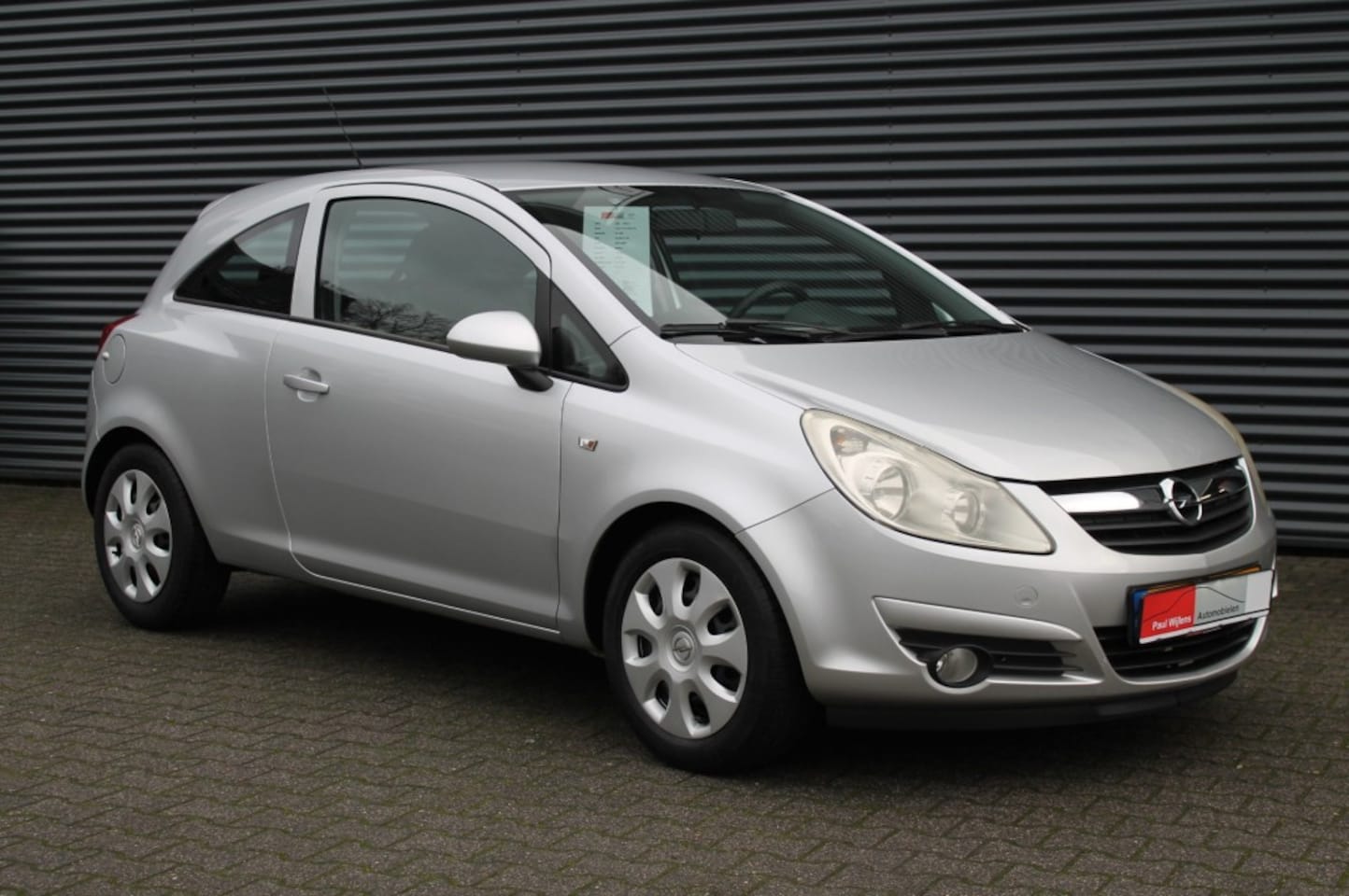 Opel Corsa - 1.2-16v Enjoy Uitv. 3-Deurs AIRCO - AutoWereld.nl