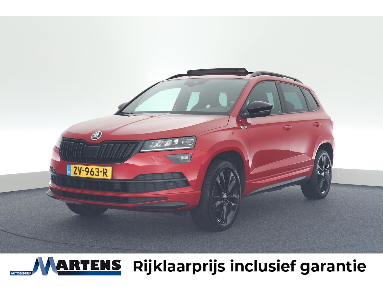 Skoda Karoq - 1.5 TSI 150pk DSG ACT Sportline Business Trekhaak Camera Canton Keyless Virtual Cockpit Pa - AutoWereld.nl