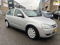 Opel Corsa - 1.2-16V Essentia 5 deurs