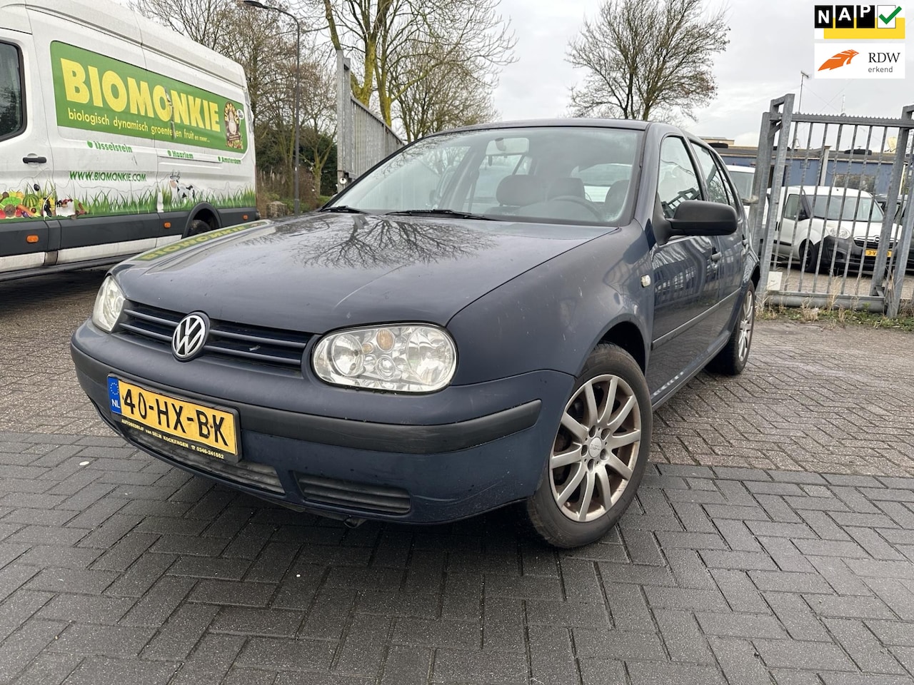 Volkswagen Golf - 1.6-16V Trendline 1.6-16V Trendline - AutoWereld.nl