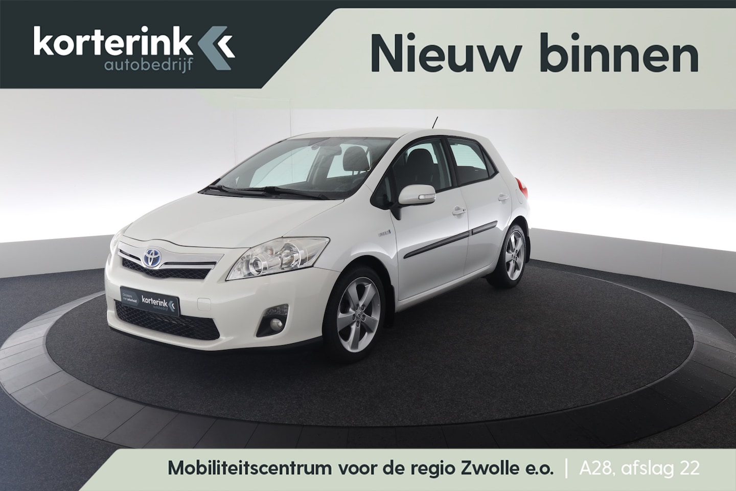 Toyota Auris - 1.8 Full Hybrid Dynamic 1.8 Full Hybrid Dynamic - AutoWereld.nl