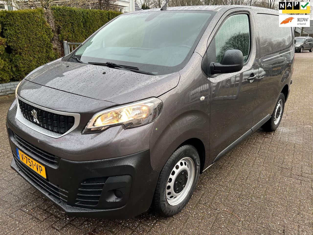 Peugeot Expert - 231C 2.0 BlueHDI 120 PK Premium AC CRUISE 3-ZITS NAVI NAP - AutoWereld.nl