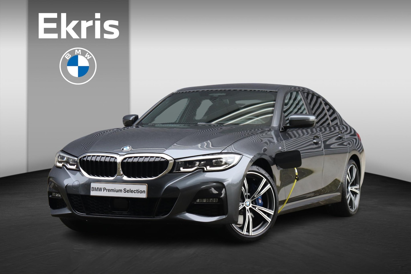 BMW 3-serie - Sedan 330e | M Sportpakket | Driving Assistant Prof. | Comfort Access | HiFi | Elektr. Ach - AutoWereld.nl