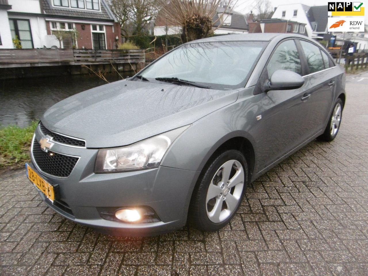 Chevrolet Cruze - 1.8 LT 141pk Clima Cruise Historie - AutoWereld.nl