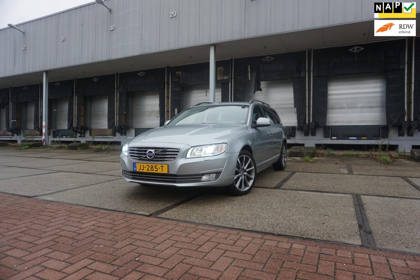 Volvo V70 - 2.0 D3 Polar 2.0 D3 Polar+ - AutoWereld.nl