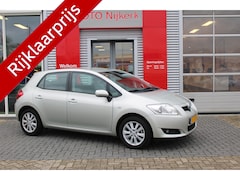 Toyota Auris - 1.6-16V Luna