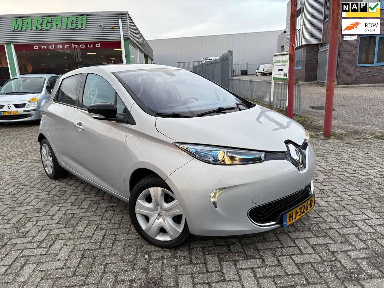 Renault Zoe - Q210 Zen Quickcharge 22 kWh (ex Accu) (2000 euro subsidie) - AutoWereld.nl