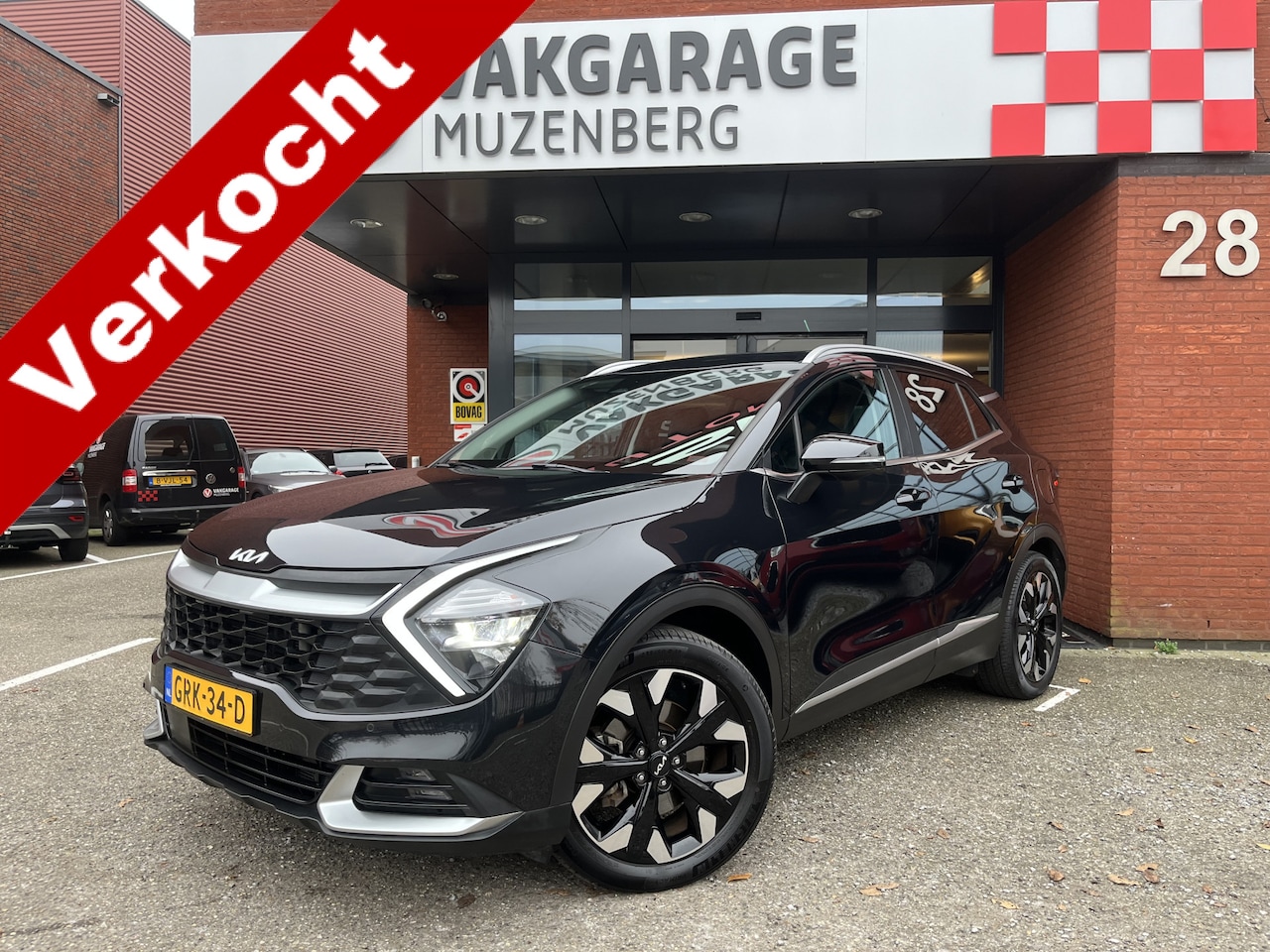 Kia Sportage - 1.6 T-GDi Plug-in Hybrid AWD DynamicLine // FULL LED // ADAP. CRUISE // HALF LEDER // ELEK - AutoWereld.nl