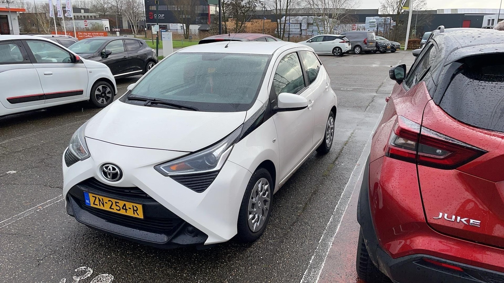 Toyota Aygo - 1.0 VVT-i x-play 1.0 VVT-i x-play - AutoWereld.nl