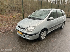 Renault Scénic - 1.4-16V Authentique Weinig KM