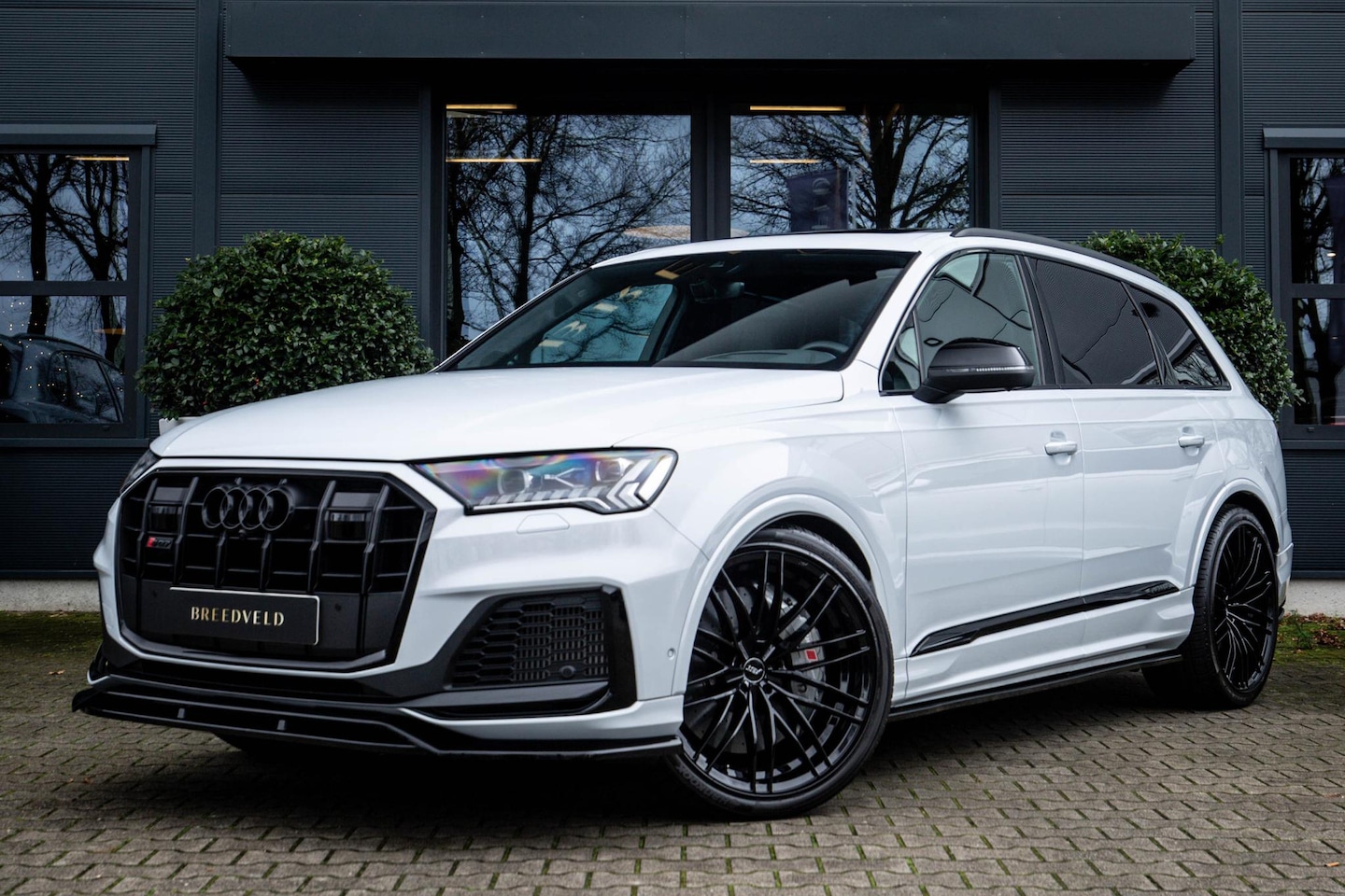 Audi SQ7 - 4.0 TFSI 507pk 7p, Keramisch, ABT, B&O High-end, SUZUKA, Full-Options - AutoWereld.nl