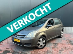 Toyota Corolla Verso - 1.8 VVT-i Terra 7p * Airco * Trekhaak