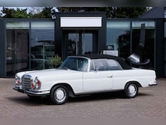 Mercedes-Benz 280 - W111 SE Cabriolet | Volledig gerestaureerd | Flachkühler | Compleet gerestaureerd () Colle