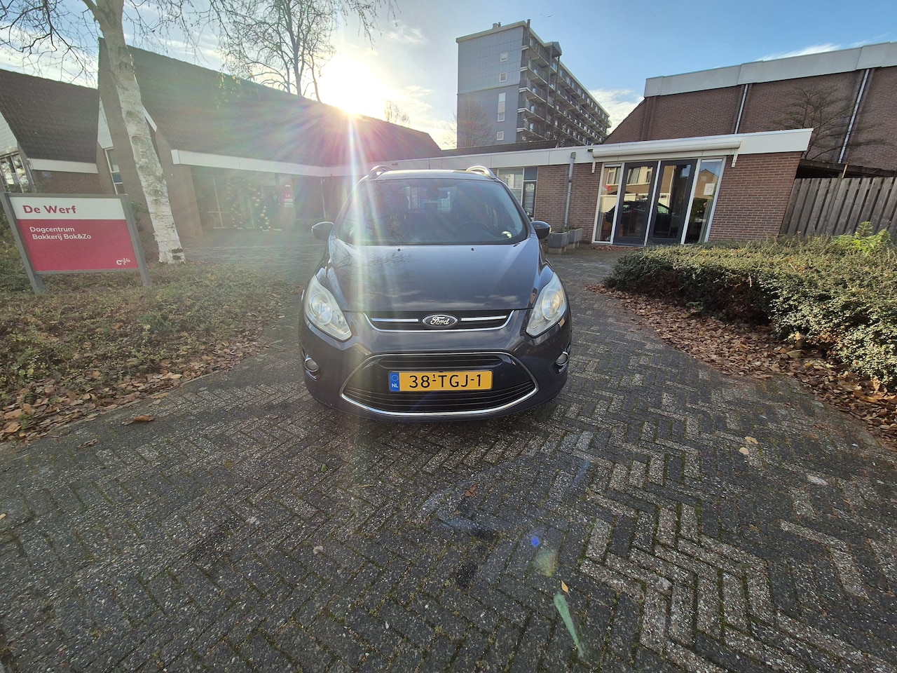 Ford Grand C-Max - 1.6 Titanium 5p - AutoWereld.nl