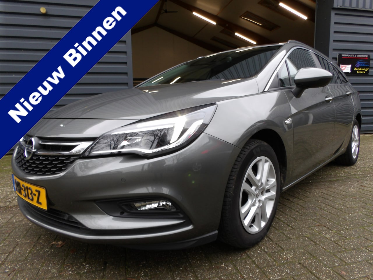 Opel Astra Sports Tourer - Online Edition Clima Navi - AutoWereld.nl