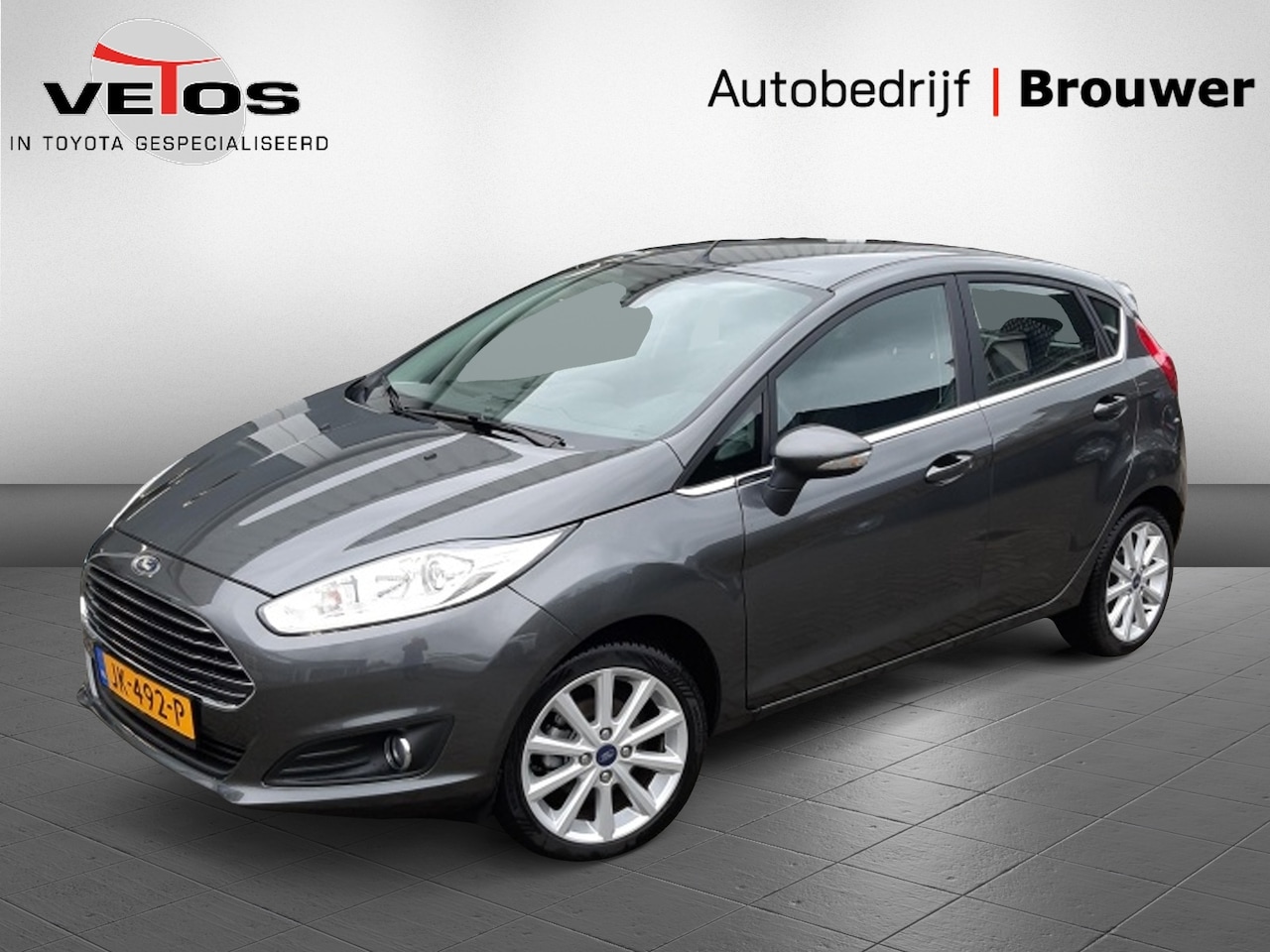 Ford Fiesta - 1.0 Titanium 5 drs. Airco/Navigatie/Parkeersensoren - AutoWereld.nl