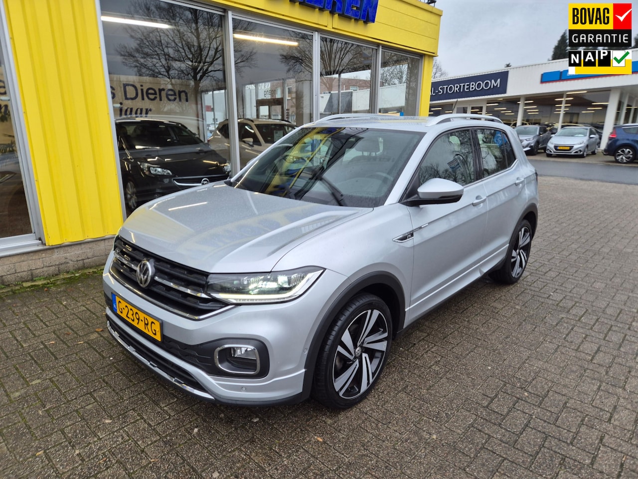 Volkswagen T-Cross - 1.0 TSI Style -R-line - AutoWereld.nl