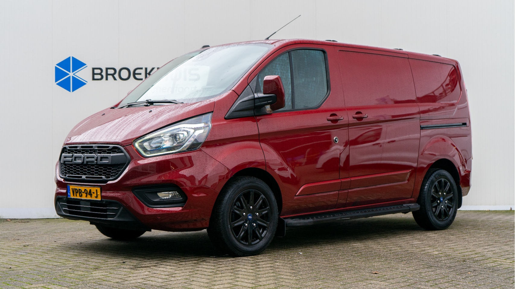 Ford Transit Custom - 300 2.0 TDCI L1H2 Limited | Winterpakket | Cruise Controle | Airco | Parkeersensoren | Lic - AutoWereld.nl