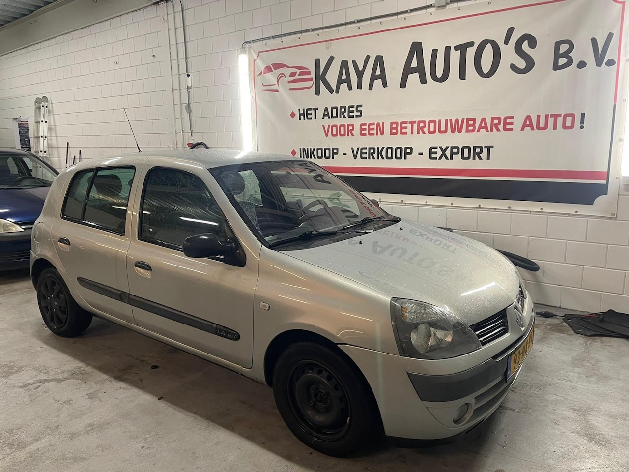 Renault Clio - 1.4-16V/AUTOMAAT/AIRCO/APK 12-04-2025 - AutoWereld.nl