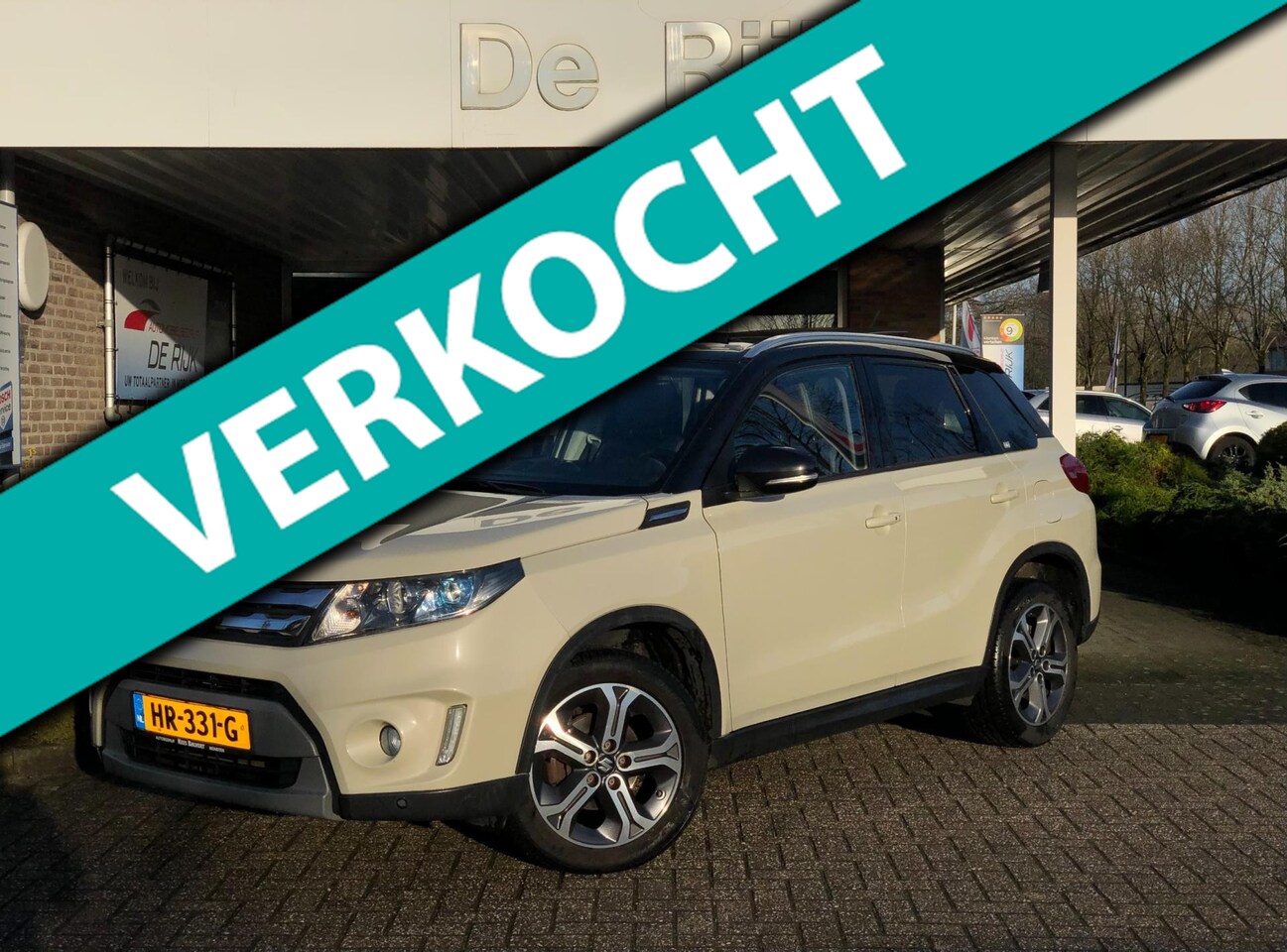 Suzuki Vitara - 1.6 High Executive | Schuifdak, Leder/Alcantara, ACC, Camera, Stoelverw., Keyless, Navi/ C - AutoWereld.nl