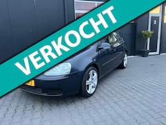 Volkswagen Golf - 1.4 FSI