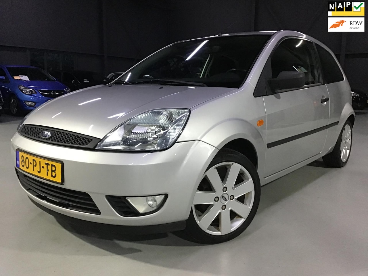 Ford Fiesta - 1.3 Futura I 122xxx Nap I New Apk 12-2025 I Trekhaak I Elec Ramen I Centr deurvergr I Zuin - AutoWereld.nl