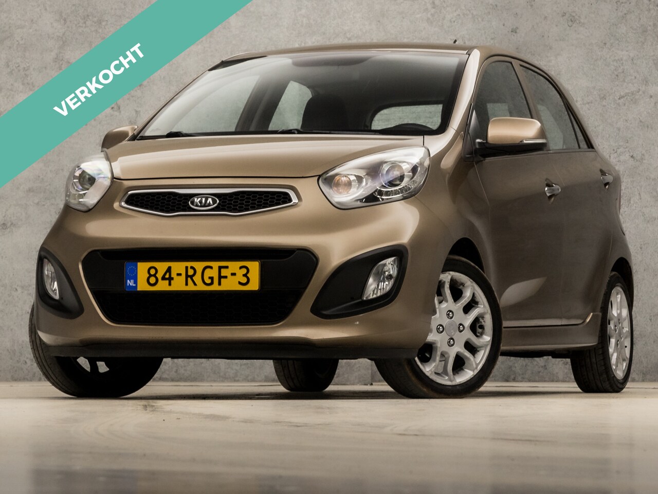 Kia Picanto - 1.0 CVVT Sport (5 DEURS, RADIO, BLUETOOTH, CLIMATE, XENON, LED ACHTERLICHTEN, SPORTSTOELEN - AutoWereld.nl