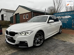 BMW 3-serie - 320i M Sport 184Pk NAP|Automaat|Navigatie Groot|Stoelverwarming|Cruise Control|Vol Leder|M