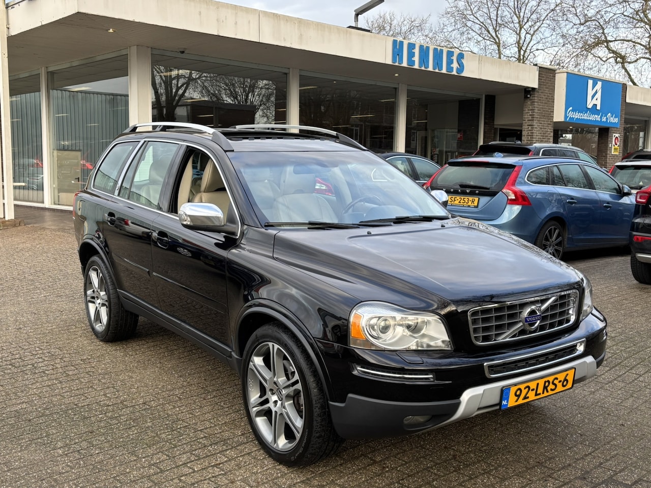 Volvo XC90 - 4.4 V8 AWD Executive Edition Massage RSE Schuifdak - AutoWereld.nl