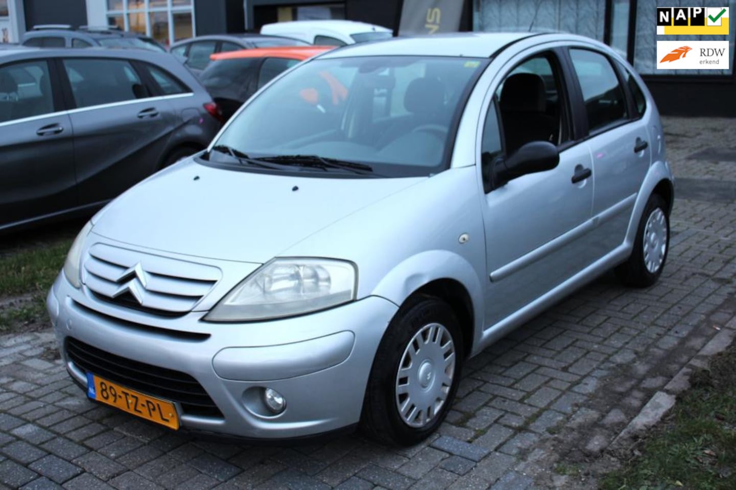 Citroën C3 - 1.4i Ligne Prestige Climate Cruise APK dec 2025! NAP - AutoWereld.nl