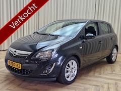 Opel Corsa - 1.4-16V BlitZ *101pk* Stoel-/Stuurverwarming / Navigatie / ECC Clima / Cruise Control / 16