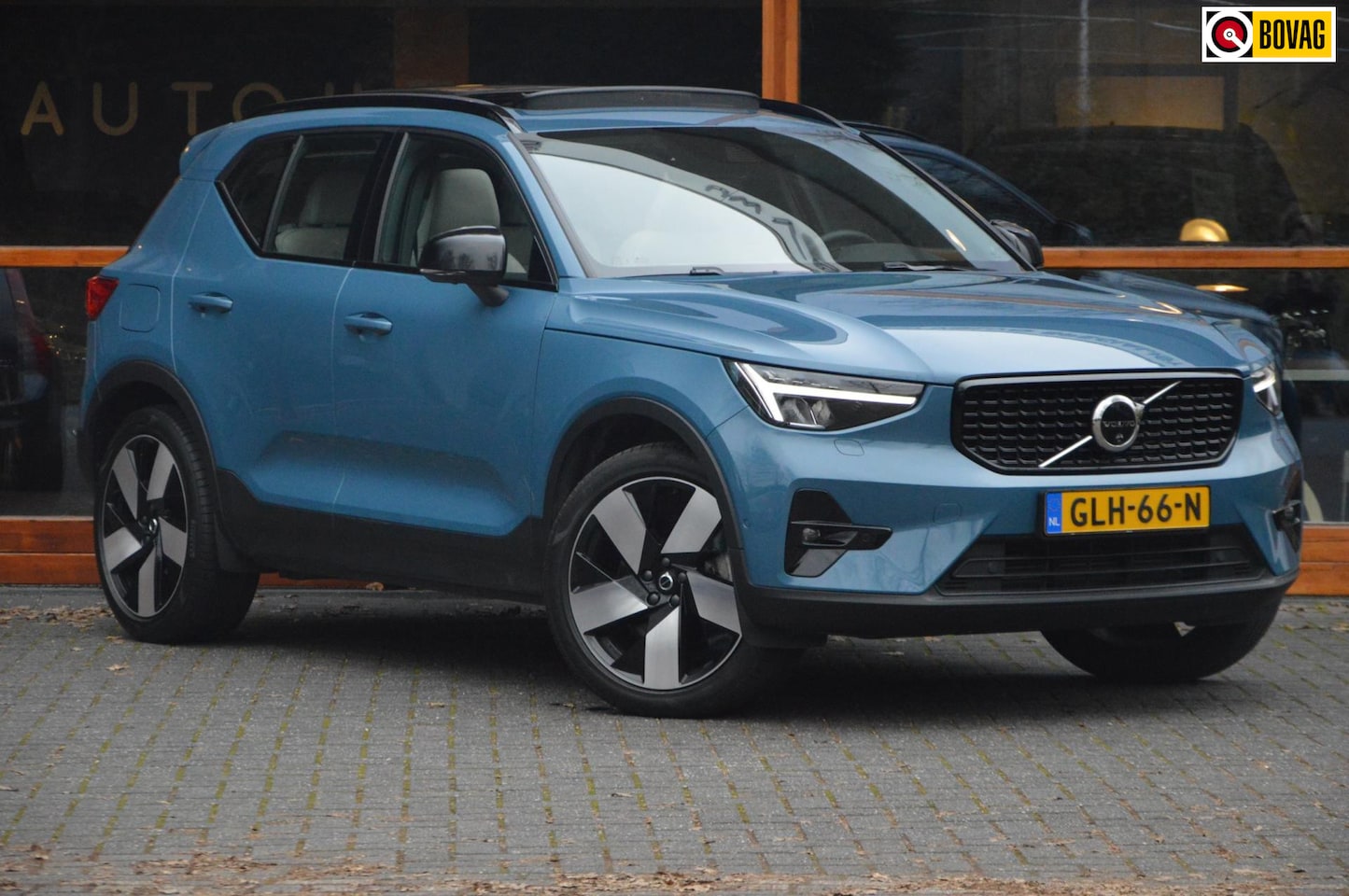 Volvo XC40 - T4 Hybride Plus Dark | Harman/Kardon | Schuif/Kantel-dak | Trekhaak 1800kg | 360° Camera | - AutoWereld.nl