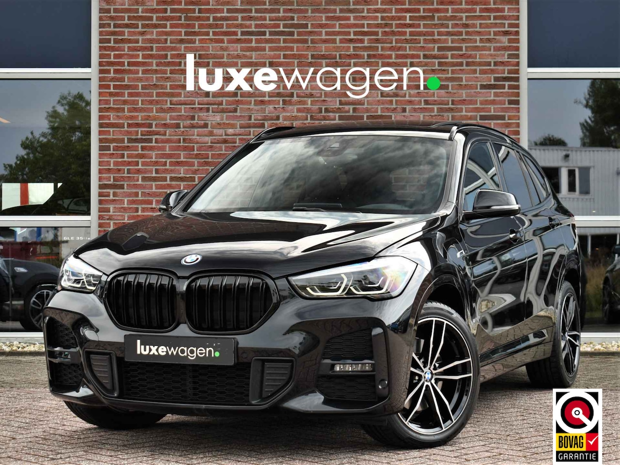 BMW X1 - xDrive25e M-Sport Pano Trekh ACC Camera HUD 19inch El-Klep - AutoWereld.nl