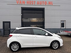 Toyota Yaris - 1.3 Life | 3 MND GAR | AIRCO | TREKHAAK | SPORTVELGEN | ELEK RAM