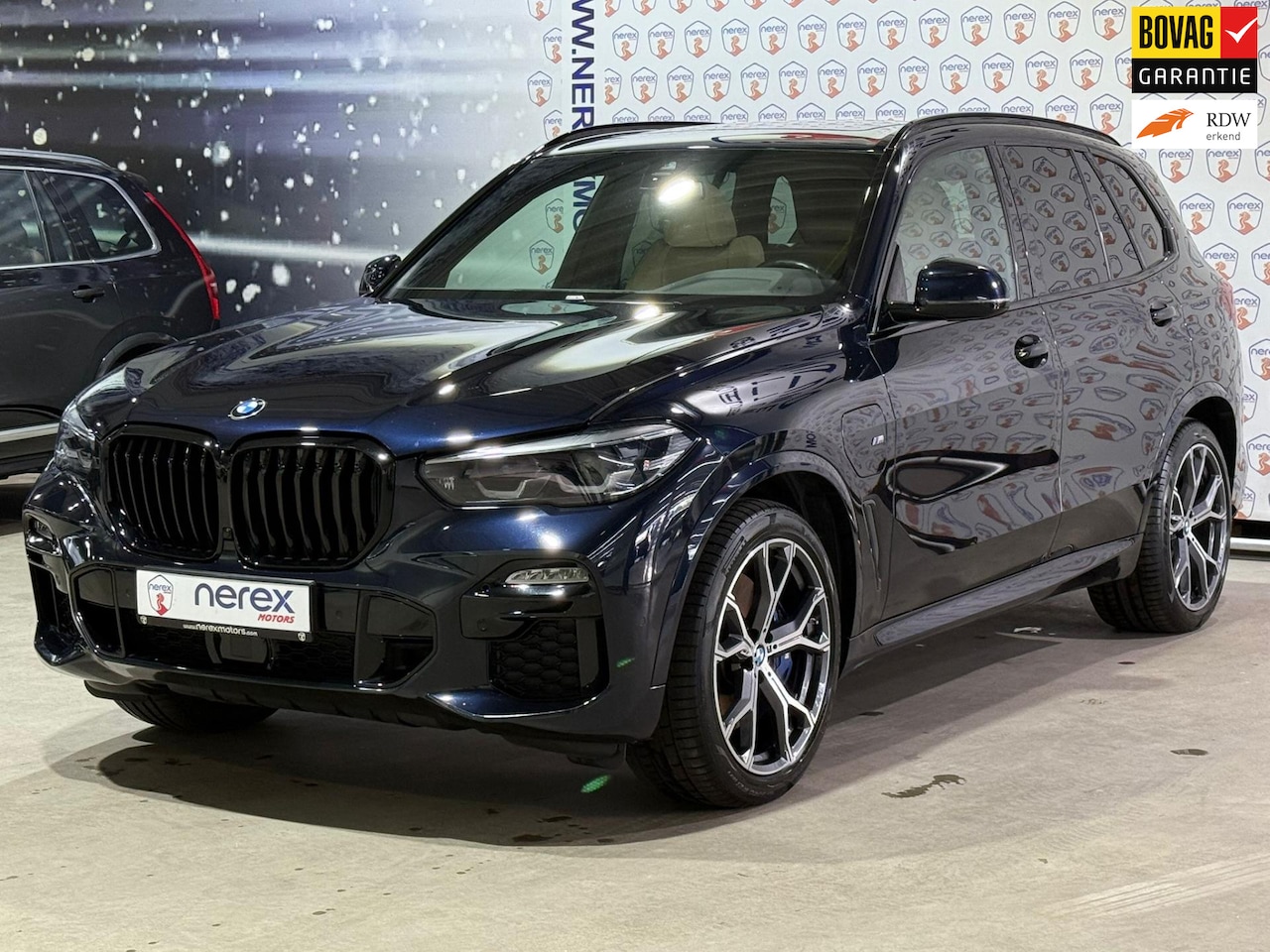 BMW X5 - XDrive45e High Executive M-Sport | Pano | Luchtvering | ACC | Camera - AutoWereld.nl