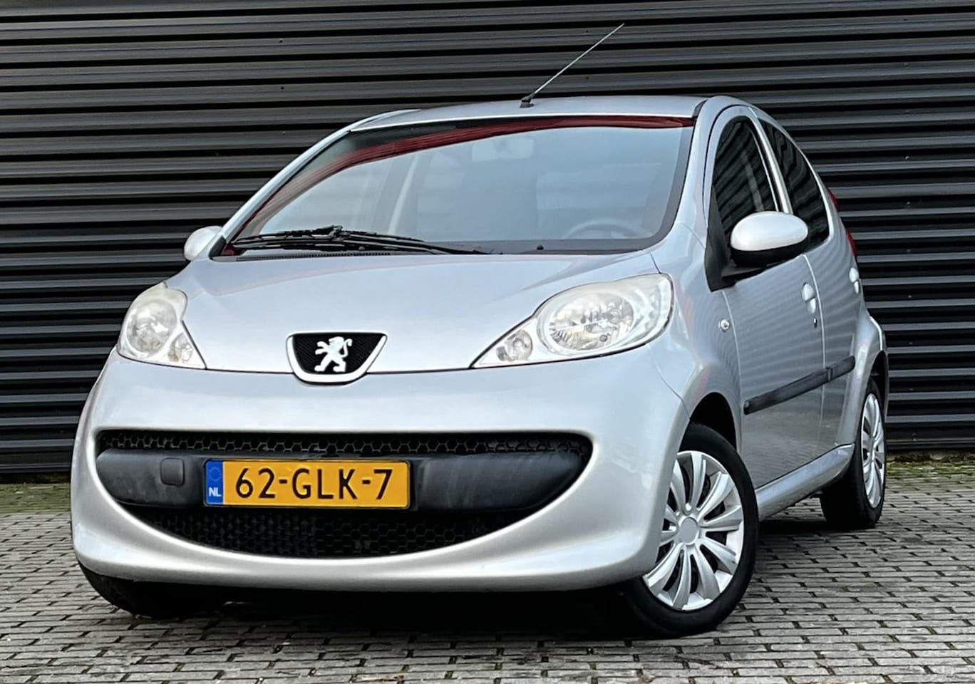 Peugeot 107 - 1.0-12V XS | Airconditioning } Radio/cd | Elektrische ramen | Lage kilometerstand | NAP | - AutoWereld.nl