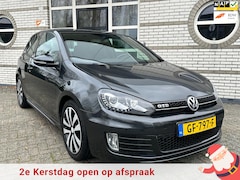 Volkswagen Golf - 2.0 GTD|Navi, Stoelvw, Cam, Cruise|