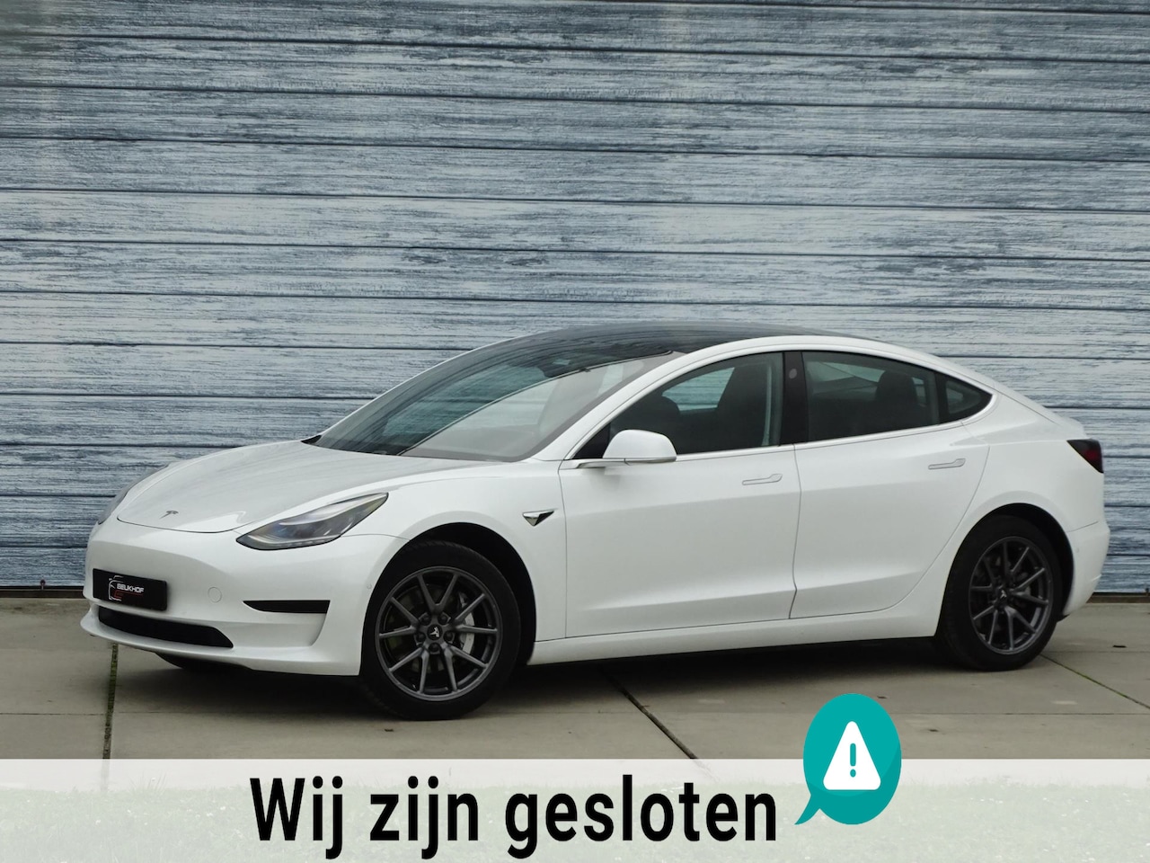 Tesla Model 3 - Standard RWD Plus Pano Autopilot Cam Leer Navi - AutoWereld.nl