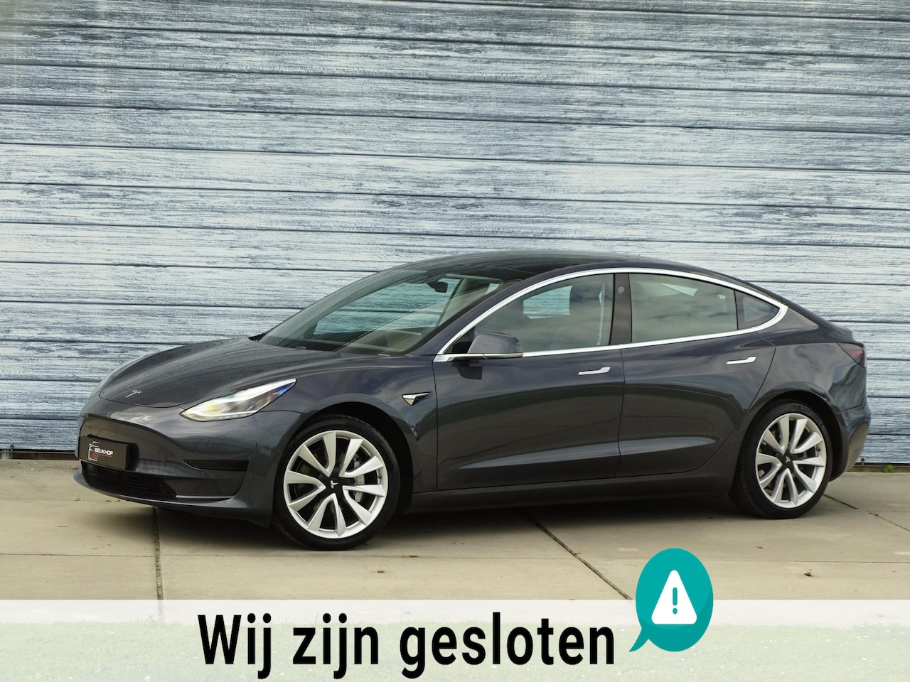 Tesla Model 3 - Standard RWD Plus Trekhaak 19inch Pano Nav Cam - AutoWereld.nl