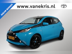 Toyota Aygo - 1.0 VVT-i x-play, Navi, Vol Leer, Stoelverwarming , 1e eigenaar, NL AUTO