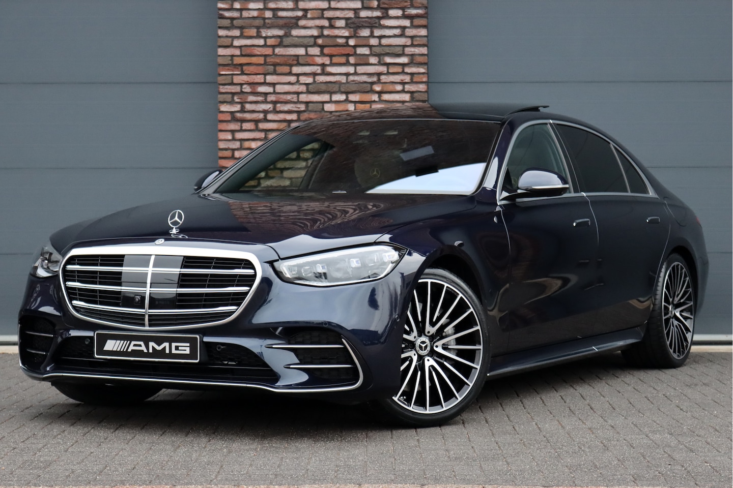 Mercedes-Benz S-klasse - 580 e 4MATIC Lang AMG Line Aut9 | 'Manufaktur' | Airmatic | Chauffeurspakket | Achterasbes - AutoWereld.nl