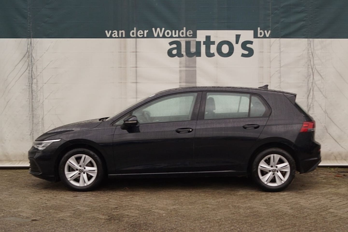 Volkswagen Golf - 1.5 TSI 130pk Life Edition -LED-ECC-PDC-CARPLAY- - AutoWereld.nl