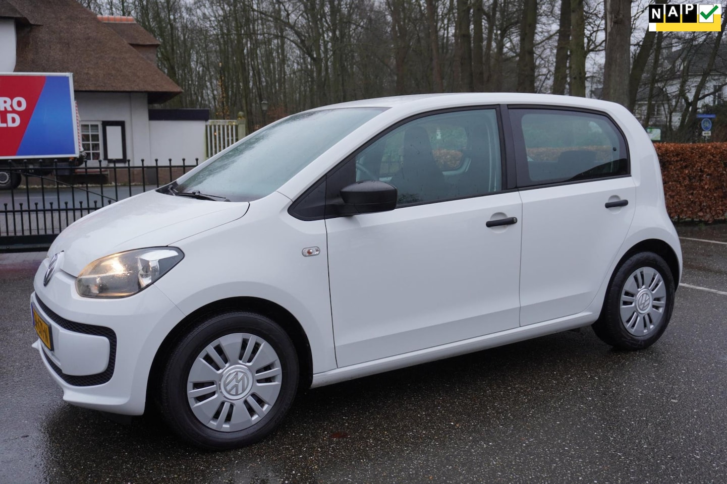 Volkswagen Up! - 1.0 take up! BlueMotion 5Drs Airco - AutoWereld.nl